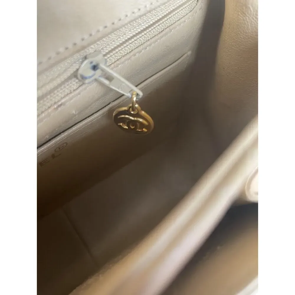 Chanel Beige Round Flap Bag Shoulder Bag Leather Gold Small Classic CC Diana